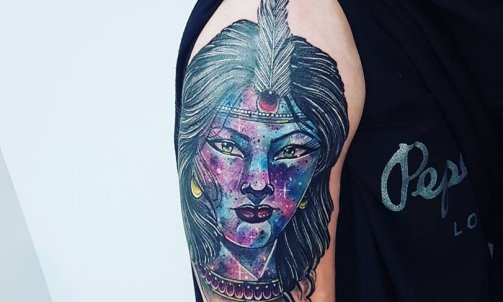 tatouage couleurs à Vienne